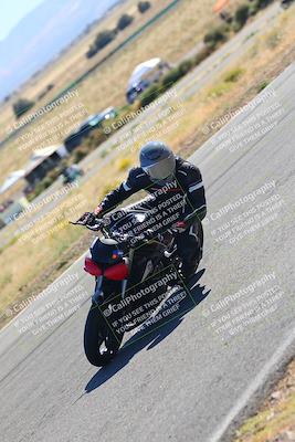 media/Oct-15-2023-TrackXperience (Sun) [[85198ff50b]]/Group 2/session 4 turn 3/